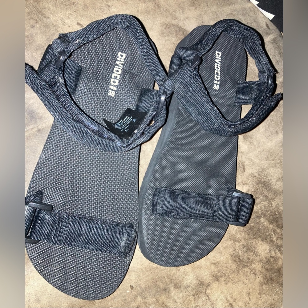 H&M black sandals. With Velcro